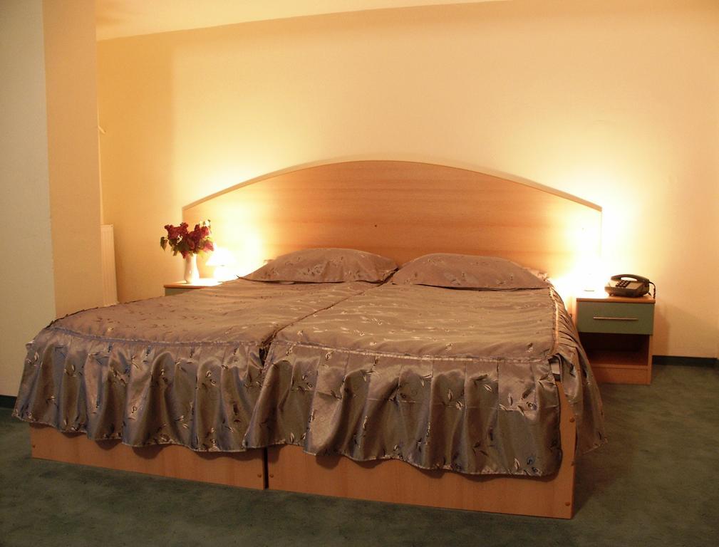 Hotel Tusnad BaileTusnad Oda fotoğraf