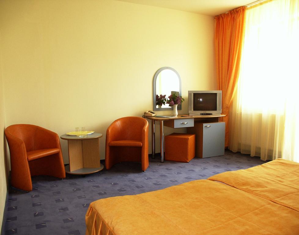 Hotel Tusnad BaileTusnad Oda fotoğraf